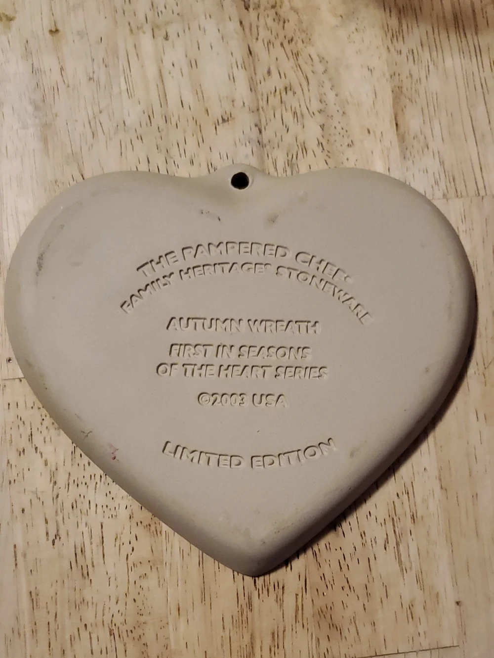 The Pampered Chef Stonewear Seasons Of The Heart Fall Leaf Cookie Mold / Stamp